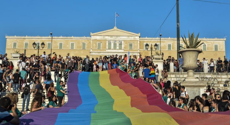 parousa_athens_pride