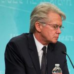 Ράις για συντάξεις: «Δεν είναι νέο μέτρο, συμφωνήθηκε το 2017» – Καθησυχαστικός ο Τσακαλώτος