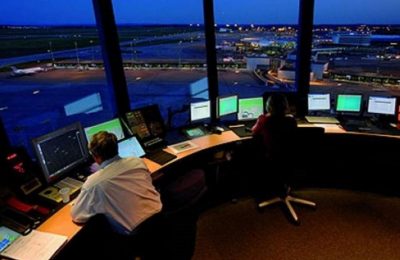 ελεγχτές εναέριας κυκλοφορίας