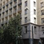 Ξεκινούν οι διαγωνισμοί για την εκμίσθωση τριών εμβληματικών ξενοδοχείων της Αθήνας