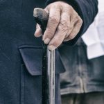 «Λάθη και παρανομίες» στις συντάξεις χηρείας καταγγέλλουν οι συνταξιούχοι