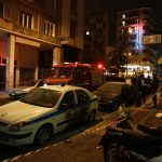 Επίθεση με μολότοφ στο Α.Τ. Ομονοίας – Τραυματίστηκαν τέσσερις αστυνομικοί