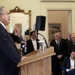 Πολιτική αντιπαράθεση για την εξαγγελία επέκτασης της αιγιαλίτιδας ζώνης