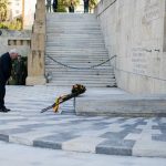 DW: Η «συγγνώμη» Σταϊνμάιερ κεντρικό θέμα στον γερμανικό Τύπο