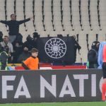 H UEFA ανακοίνωσε έρευνα για τα γεγονότα στο Ελλάδα – Εσθονία