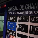 Το Brexit παραλύει τη βρετανική οικονομία