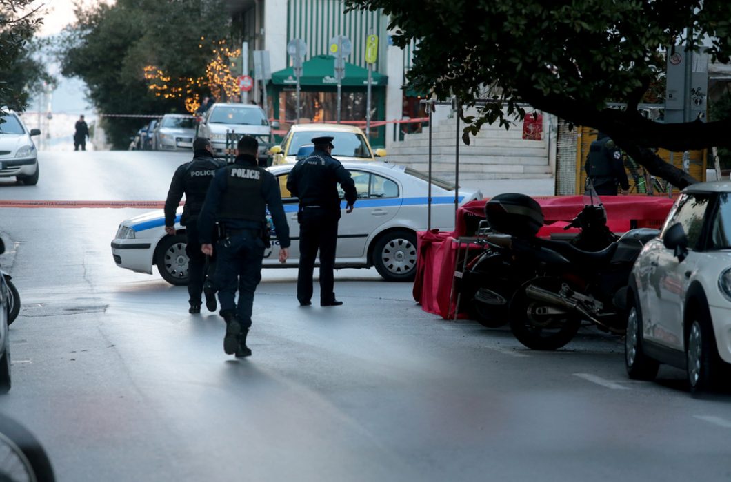 ΚΟΛΩΝΑΚΙ  ΕΚΡΗΞΗ