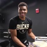 Το δώρο του προέδρου των Μπακς στο Γιάννη ήταν…18 κιλά τυρί