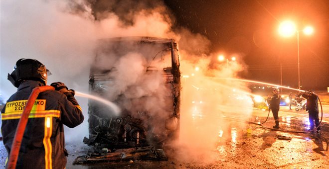 φωτιά λεωφορείο