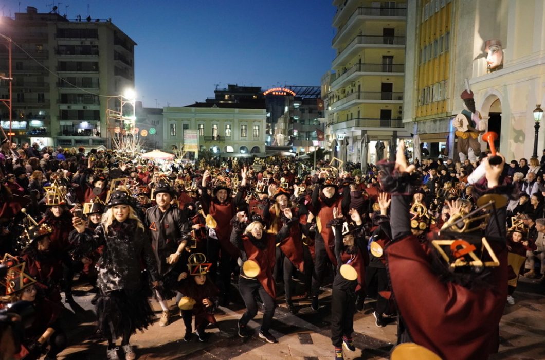 ΠΑΤΡΑ – ΚΑΡΝΑΒΑΛΙ – ΝΥΧΤΕΡΙΝΗ ΠΟΔΑΡΑΤΗ ΠΑΡΕΛΑΣΗ