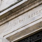 Για πρώτη φορά μετά από 11 χρόνια η Fed μείωσε τα επιτόκια