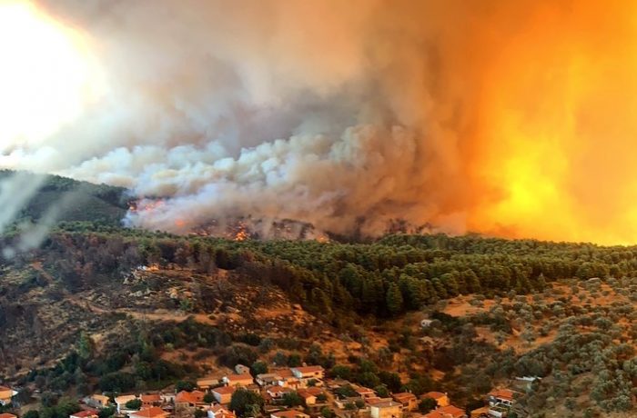 ΓΕΣ ΣΥΝΔΡΟΜΗ ΤΟΥ ΣΤΡΑΤΟΥ ΞΗΡΑΣ ΣΤΗΝ ΠΥΡΚΑΓΙΑ ΤΗΣ ΠΕΡΙΟΧΗΣ ΜΑΚΡΥΜΑΛΛΗ ΕΥΒΟΙΑΣ