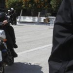 Μετέφερε 27 κιλά κάνναβης στη μέση του δρόμου και συνελήφθη