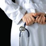 Σε τελικό στάδιο υλοποίησης οι συμβάσεις 800 γιατρών με τον ΕΟΠΥΥ