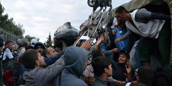 ΜΥΤΙΛΗΝΗ ΣΕ ΕΞΕΛΙΞΗ ΕΠΙΧΕΙΡΗΣΗ ΜΕΤΑΚΙΝΗΣΗΣ 815 ΑΙΤΟΥΝΤΩΝ ΑΣΥΛΟ