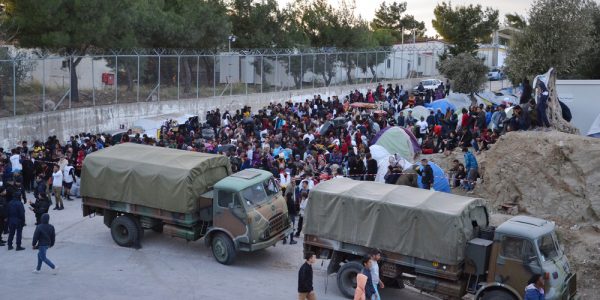 ΜΥΤΙΛΗΝΗ ΣΕ ΕΞΕΛΙΞΗ ΕΠΙΧΕΙΡΗΣΗ ΜΕΤΑΚΙΝΗΣΗΣ 815 ΑΙΤΟΥΝΤΩΝ ΑΣΥΛΟ