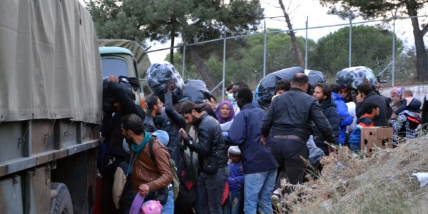 ΜΥΤΙΛΗΝΗ ΣΕ ΕΞΕΛΙΞΗ ΕΠΙΧΕΙΡΗΣΗ ΜΕΤΑΚΙΝΗΣΗΣ 815 ΑΙΤΟΥΝΤΩΝ ΑΣΥΛΟ