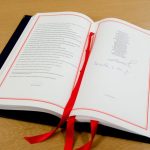 Οι πρόεδροι της Κομισιόν και της ΕΕ υπέγραψαν τη συμφωνία για το Brexit