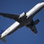 Lufthansa και Air France συνεχίζουν τις πτήσεις προς τις ΗΠΑ παρά το απαγορευτικό Τραμπ – Τους μισούς υπαλλήλους της απολύει η Norwegian Air