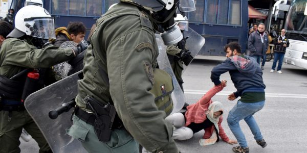 ΜΥΤΙΛΗΝΗ ΔΙΑΔΗΛΩΣΗ ΜΕΤΑΝΑΣΤΩΝ ΓΙΑ ΤΟ ΑΣΥΛΟ