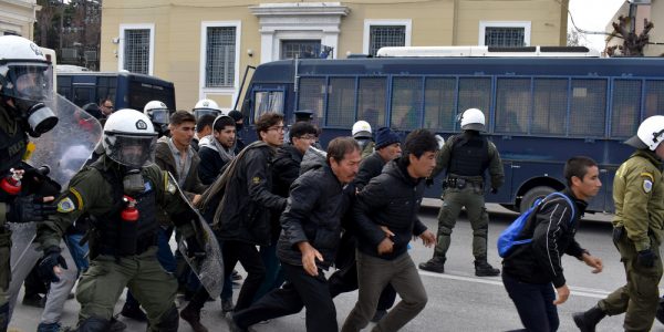 ΜΥΤΙΛΗΝΗ ΔΙΑΔΗΛΩΣΗ ΜΕΤΑΝΑΣΤΩΝ ΓΙΑ ΤΟ ΑΣΥΛΟ