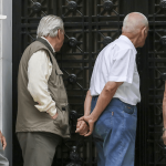 Δυνατότητα καταβολής φορολογικών οφειλών μέχρι τις 10 Απριλίου για άτομα άνω των 70 ετών ή με ποσοστό αναπηρίας 80% και άνω