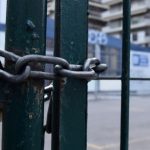 Στον κλοιό του κορονοϊού η Ελλάδα – Κλειστά σχολεία – Επιβεβαιώθηκε το 10ο κρούσμα