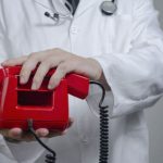 5.000 κλήσεις στο Τηλεφωνικό Κέντρο της Περιφέρειας Αττικής και του ΙΣΑ 2142142000 για τον κορονοϊό