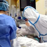 Σχεδόν οι μισοί ασθενείς με σοβαρή εξέλιξη της νόσου Covid-19 έχουν και νευρολογικά συμπτώματα