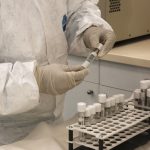 Covid-19: Εννέα κλινικές μελέτες για το εμβόλιο σε εξέλιξη