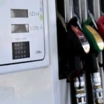 Αύξηση πωλήσεων με μικρή αύξηση τιμών στα βενζινάδικα